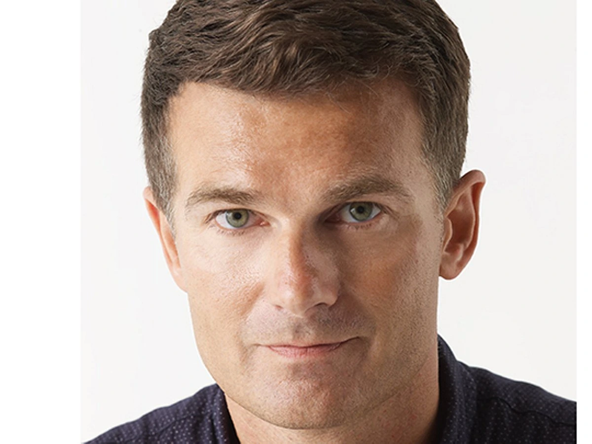 Portrait photo of Peter Ruis